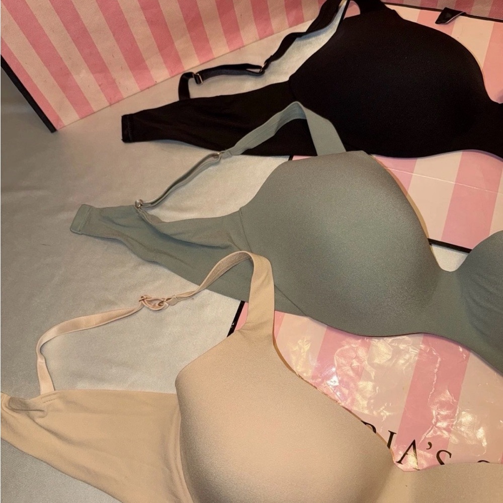 Seamless Everyday T-Shirt Bras - Black, Sage, and Nude - Picture 2 of 3